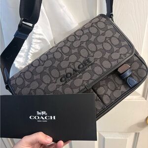 ****SOLD*****Coach Men's League Bag in signature jacquard  Messenger Bag New